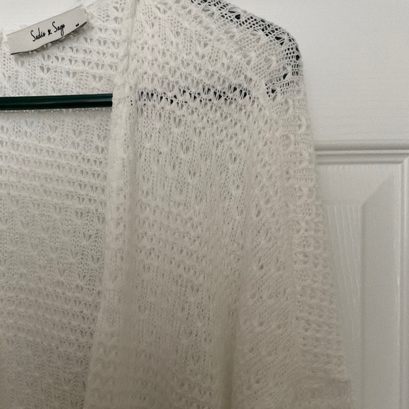 Long sleeve white sweater duster.  39” long.  Lightweight.  V good condition. M. - Picture 2 of 6